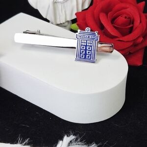 TARDIS Tie Bar Blue Police Box Tie Clip Sci-Fi Whovian Mens Accessory Fan Gift